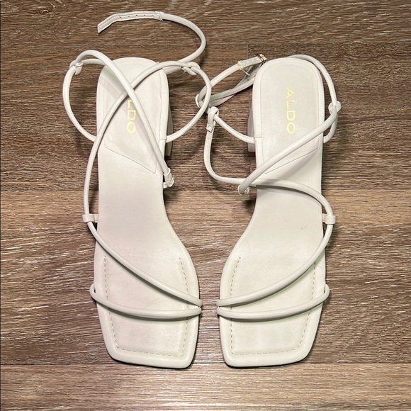 Aldo White Heels Elegant and Stylish - Picture 2 of 5